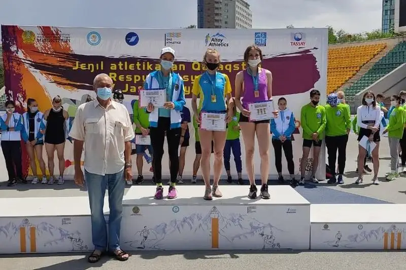 Карагандинские легкоатлеты завоевали 25 медалей на Молодёжных играх РК