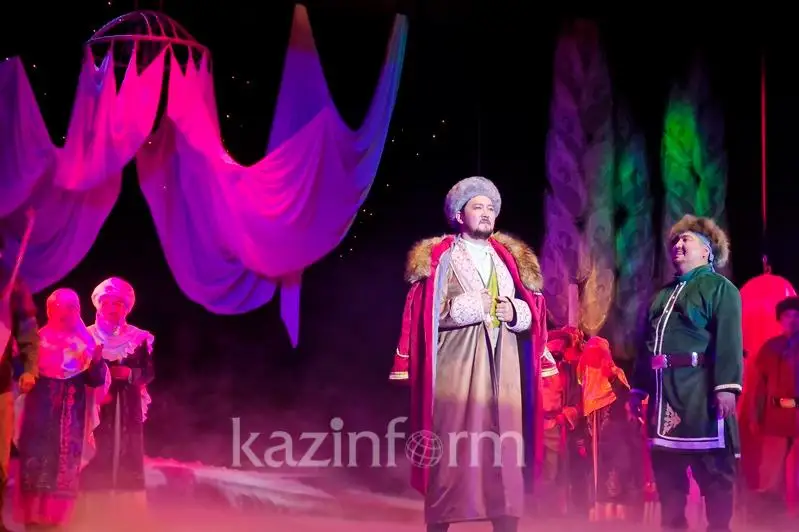 Премьера спектакля о жизни Жамбыла Жабаева состоялась в Таразе