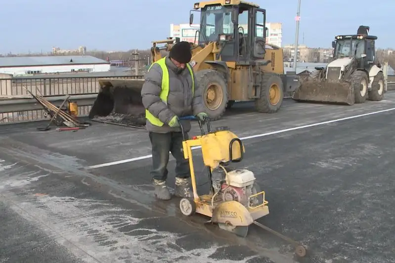 Petropavlda mamandar kópir qurylysyna nelikten karton qoldanǵanyn túsindirdi