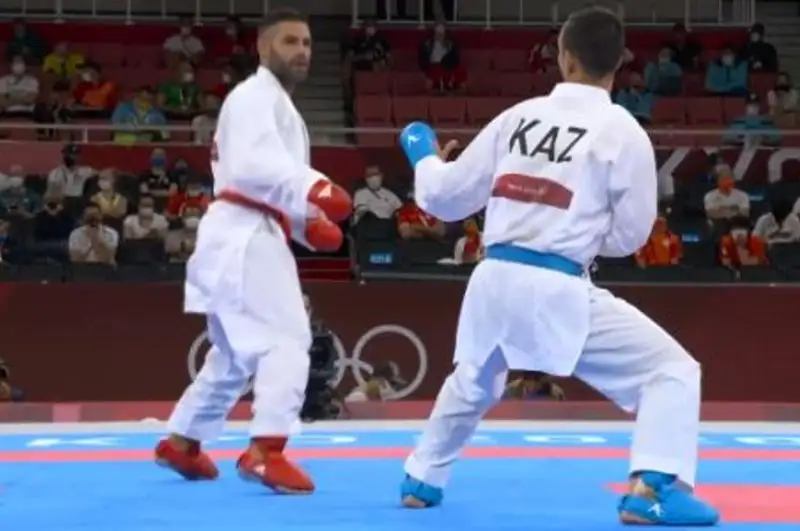 Казахстанский каратист победил двукратного чемпиона мира на Олимпиаде-2020