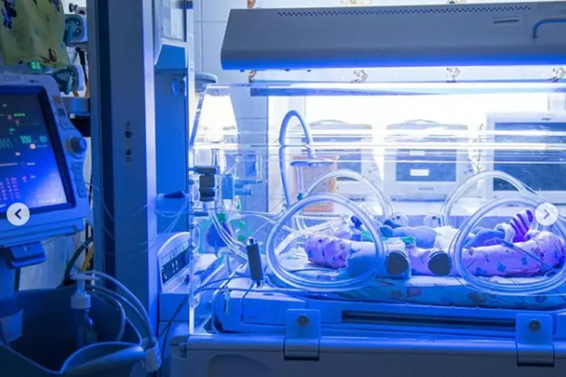 Qaraǵandy perzenthanasynda sábılerdi reanımatsııalaýǵa arnalǵan zamanaýı apparat ornatyldy