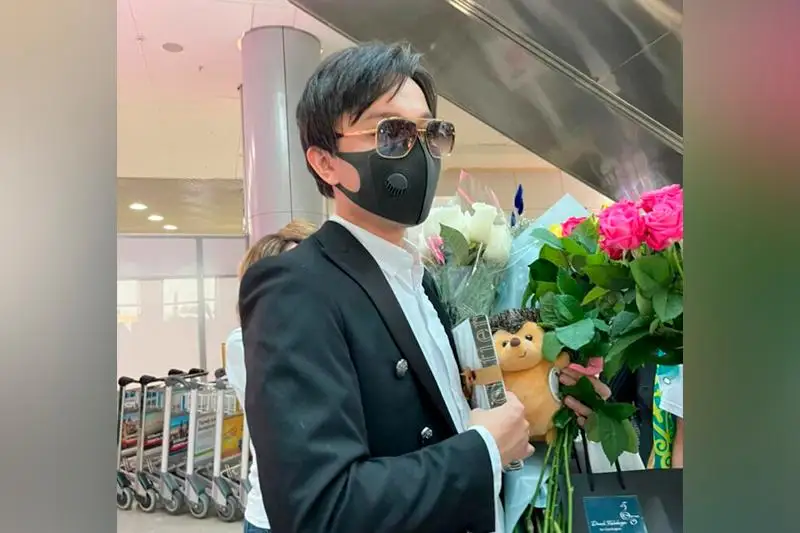 Поклонники из шести стран встретили Димаша Кудайбергена в Минске