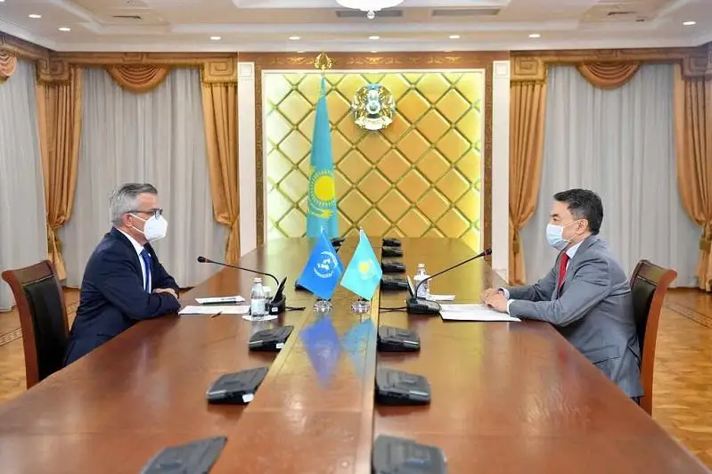 Вице-спикер Сената встретился с представителем Управления Верховного комиссара ООН по правам человека