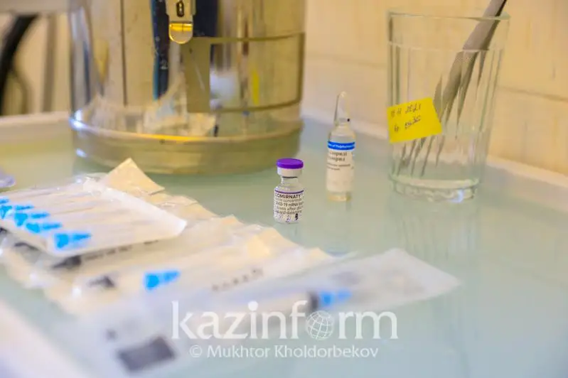 Almatyda Pfizer-di aqyly túrde salý qarastyrylyp jatqan joq