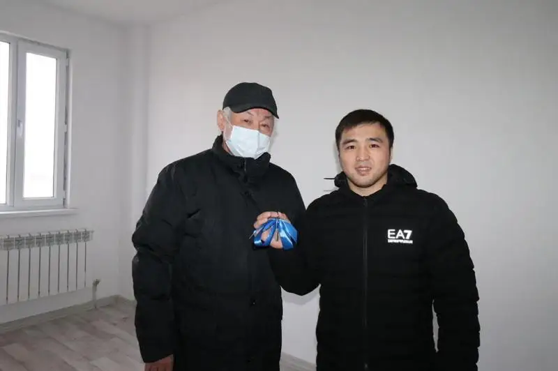 Jambyl oblysynda úzdik sportshylarǵa páter kiltteri tabystaldy