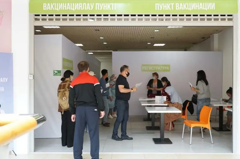 В столице растет число трудовых коллективов, проходящих полную иммунизацию