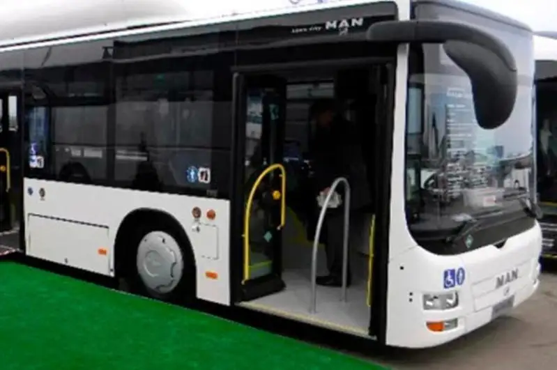 Óskemen avtobýstarynda elektrondy bıletteý júıesi mamyrda iske qosylady