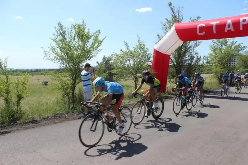 Qaraǵandy oblysynda «Olımpıadalyq úmitter – 2021» respýblıkalyq velojarysy ótti