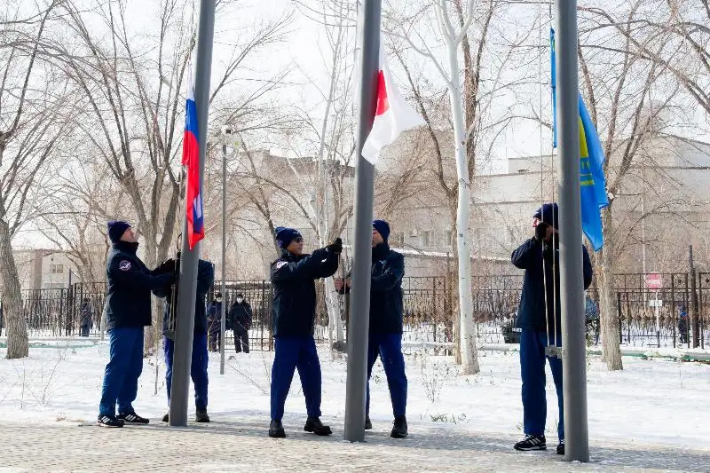 Экипажи корабля «Союз МС- 20» подняли на Байконуре флаги стран-участниц космического полета