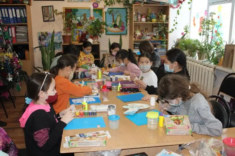 Aqmola oblysynda qosymsha bilim berýdi damytý boıynsha qandaı jumystar júrgizilýde