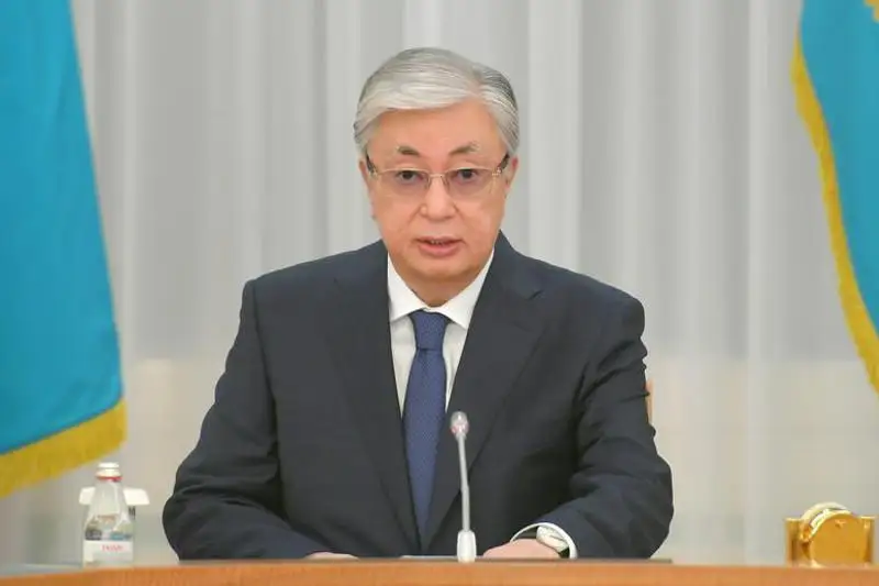 Глава государства поручил принять меры по решению проблемы роста цен на стройматериалы