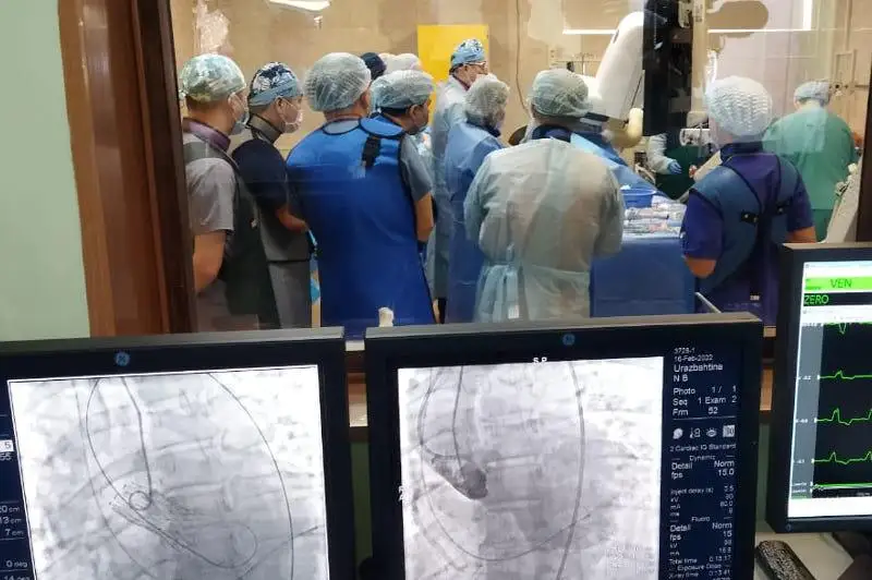 Уникальные клапаны сердца имплантируют в СКО