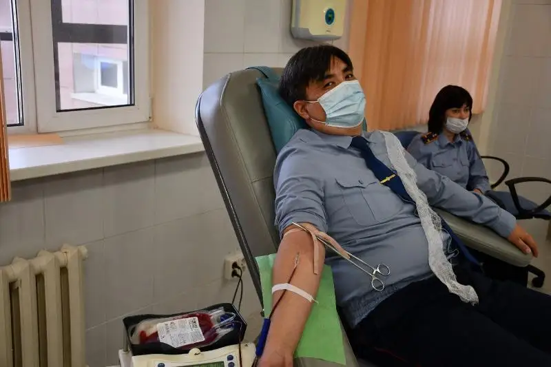 Акмолинские полицейские стали донорами