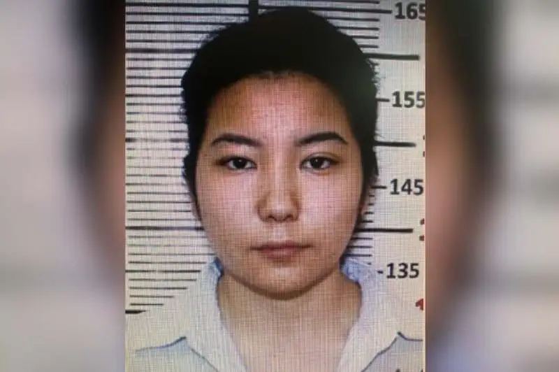 На 30 миллионов тенге обманула аферистка реализаторов телефонов в Алматы