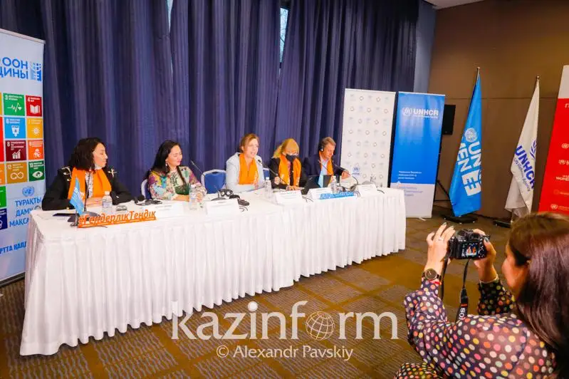 Певица Манижа прибыла в Алматы в рамках глобальной кампании против гендерного насилия