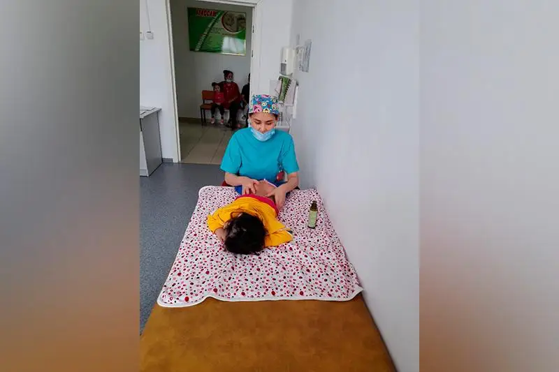 Sábılerdiń qylyǵyna eriksiz súısinesiń - zaǵıp massajıst Ámına Ábıeva