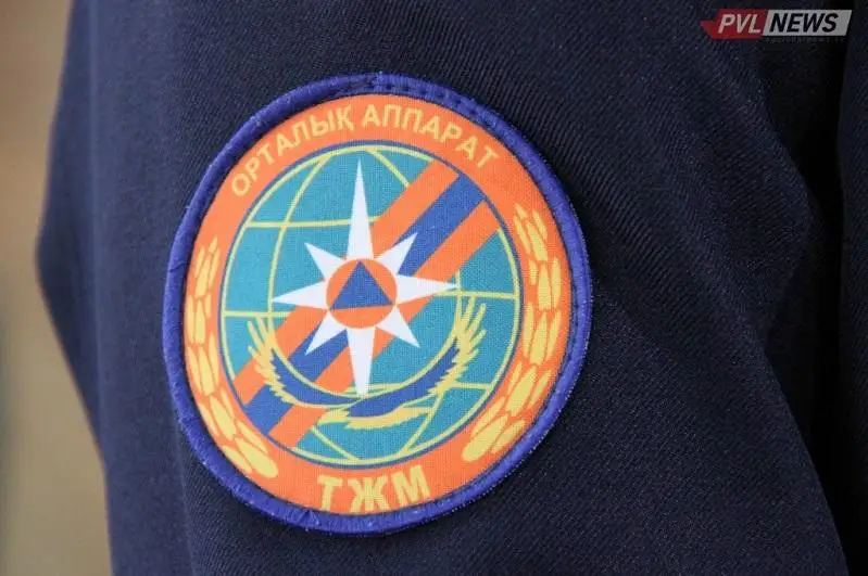 Мужчину на моторной лодке спасли на Иртыше в Павлодарской области