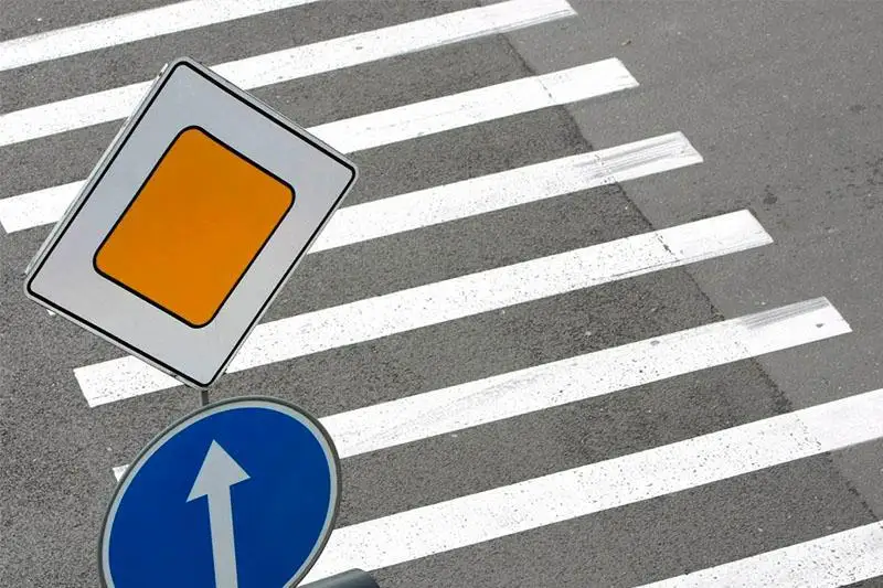 Qazaqstanda 10 myńnan astam jol belgileri ornatylady