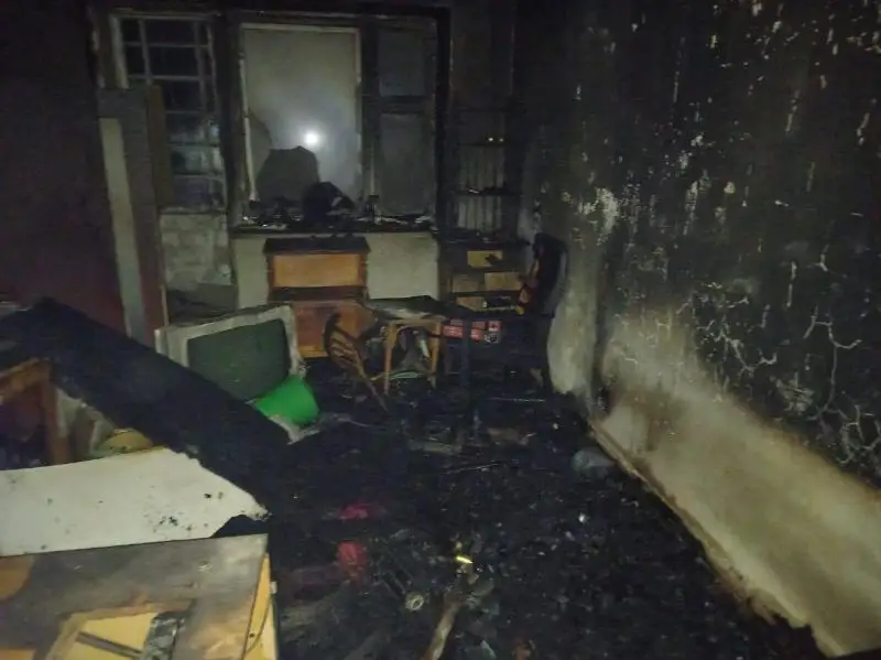 В Аксу при пожаре в жилом доме обнаружено тело пенсионера