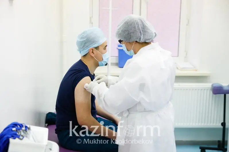 Свыше 155 тысяч человек в ВКО привились от коронавируса