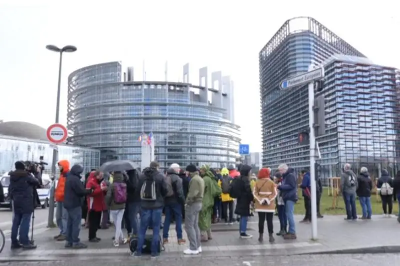 Ковидный суперпаспорт требуют от трудящихся старше 50 лет в Италии