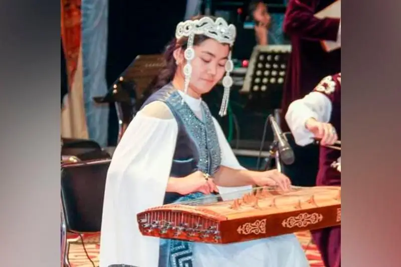 Учитель из Мангистауской области завоевала Гран-при на международном фестивале искусств