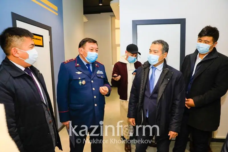 Nur-Sultanda tártip saqshylarynyń oqýshylarmen jumys isteýine qatysty jańa ádis ázirlenip jatyr