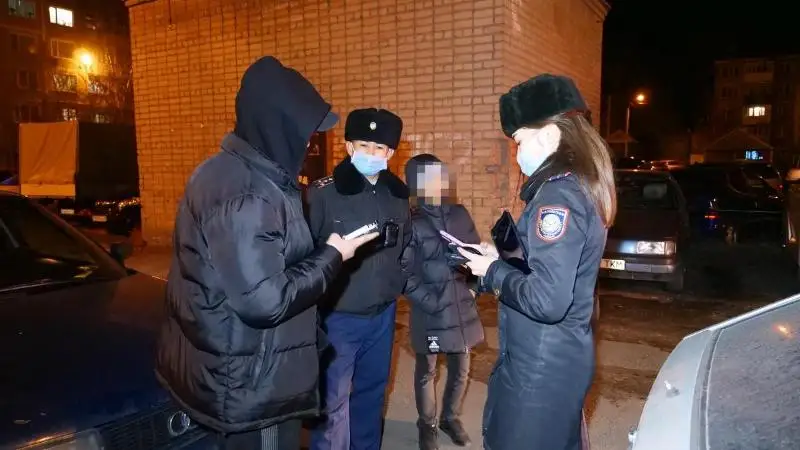 Более 130 гуляющих по ночам детей за каникулы выявили в СКО