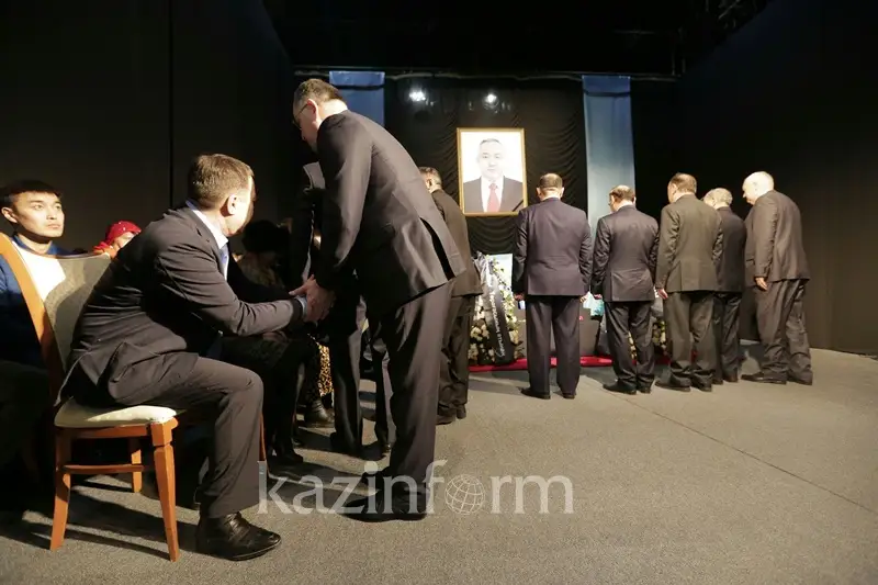 Астанада Қозыкөрпеш Жаңбыршинді ақтық сапарға шығарып салуда