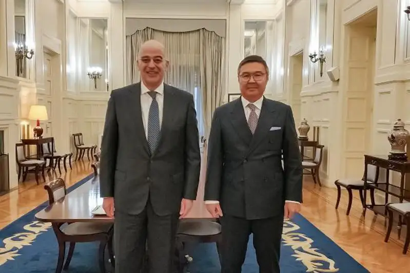 Посол Казахстана обсудил перспективы расширения сотрудничества с главой МИД Греции