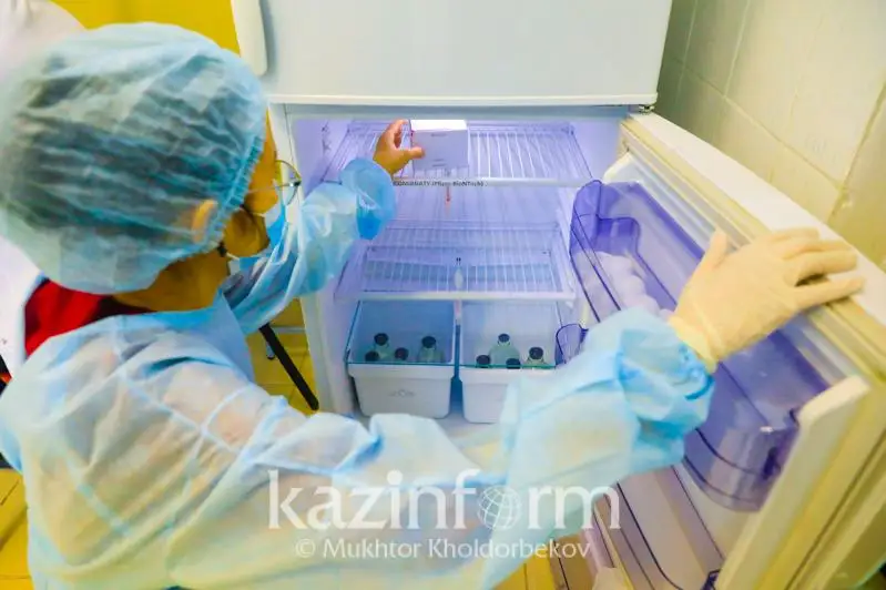 Atyraýda Pfizer vaktsınasyn 84 áıel men 51 jasóspirim saldyrdy