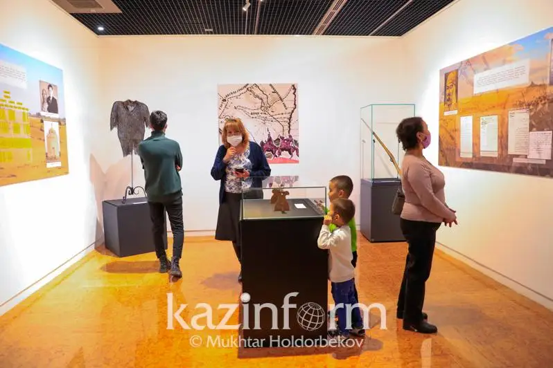 От перестройки до суверенитета: В Темиртау открылась выставка «Время перемен»