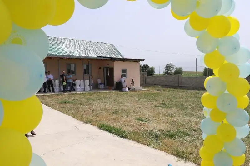 Дом многодетной семье подарили туркестанцы