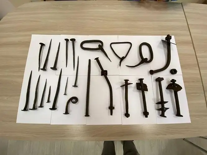 Известный археолог вручил реликвию с 200-летней историей Мангистаускому музею