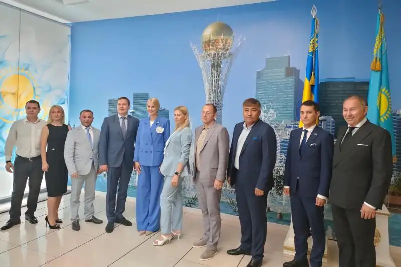 В Днепре открыли Почетное консульство Казахстана