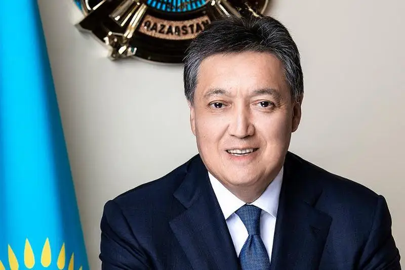 Аскар Мамин поздравил казахстанских строителей с профессиональным праздником