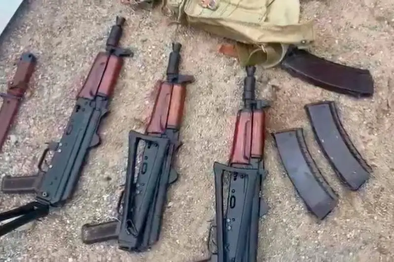 Три автомата Калашникова нашли полицейские в Таразе