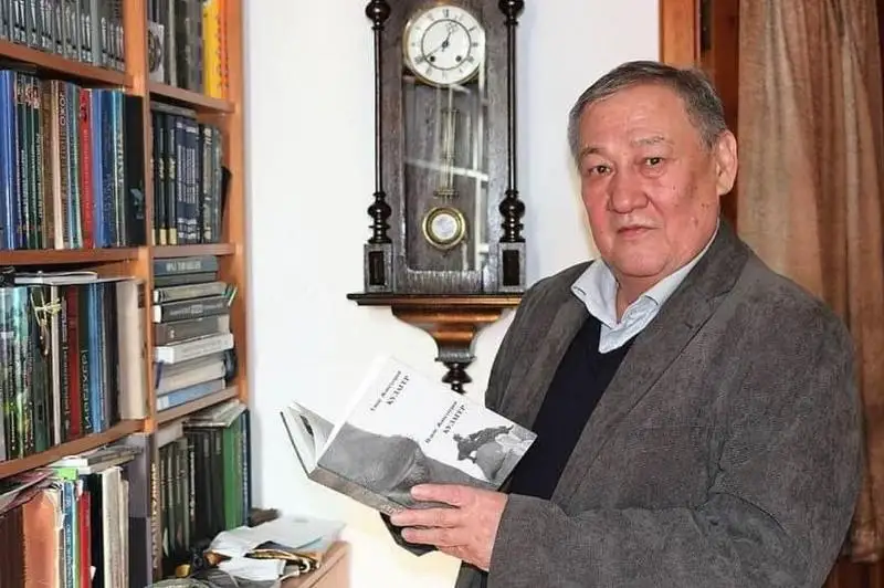 Поэту Бахытжану Канапьянову исполнилось 70 лет