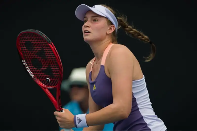 Елена Рыбакина не прошла в финал турнира в Монреале в парном разряде