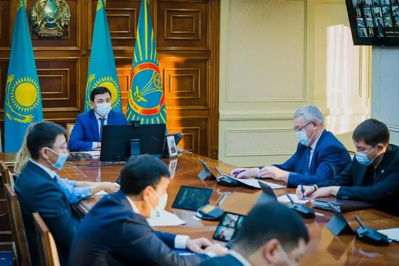 Аким Нур-Султана прошел перепись онлайн и призвал горожан принять участие