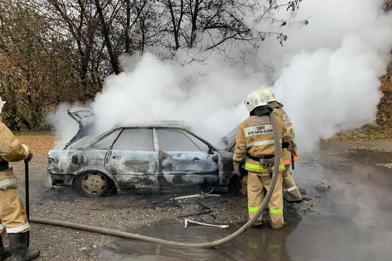 143 загорания на автомобилях ликвидировали с начала года спасатели в ВКО