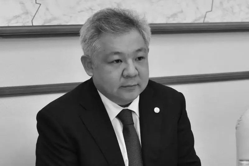 Депутаты Мажилиса выразили соболезнования в связи с кончиной Асхата Нускабая