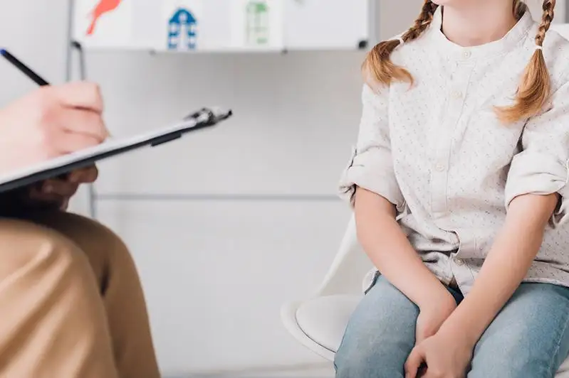 Дополнительную штатную единицу для школьных психологов просят в МОН РК