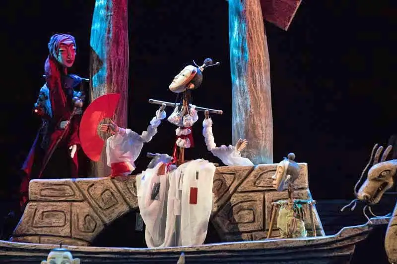 Три постановки привезут на неделю театра в столицу артисты из России