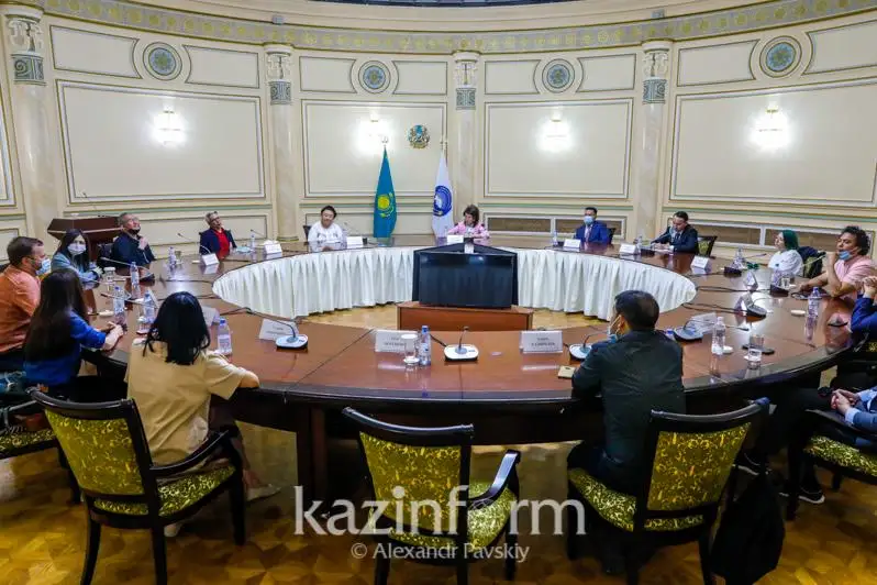 Аида Балаева пригласила кинокритиков к сотрудничеству