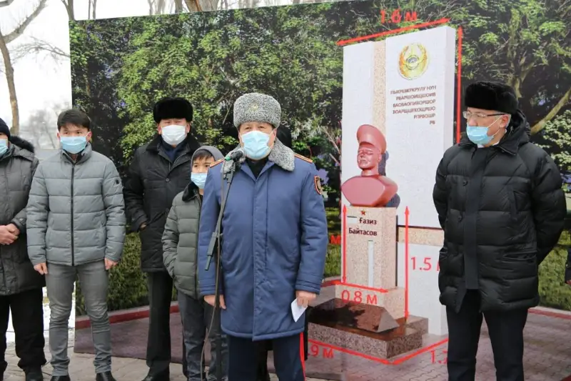 Таразда Халық Қаһарманы Ғазиз Байтасовқа арналған ескерткіштің іргетасы қаланды