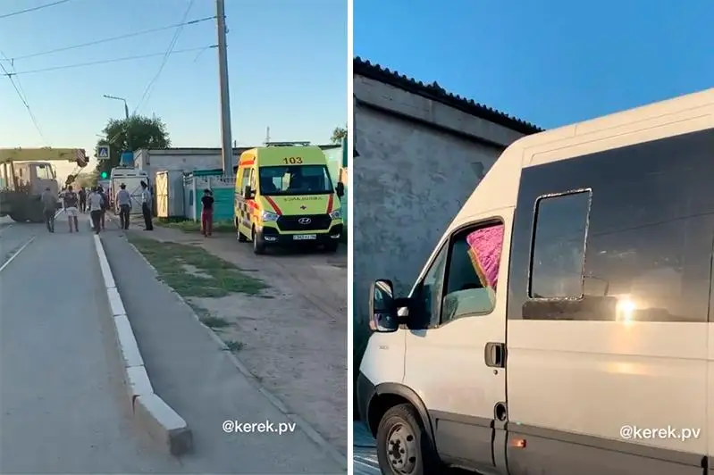 Микроавтобус въехал в забор частного дома в Павлодаре