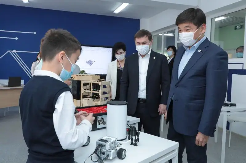 Бауыржан Байбек в Шымкенте: Заработная плата педагогов увеличится в 2 раза