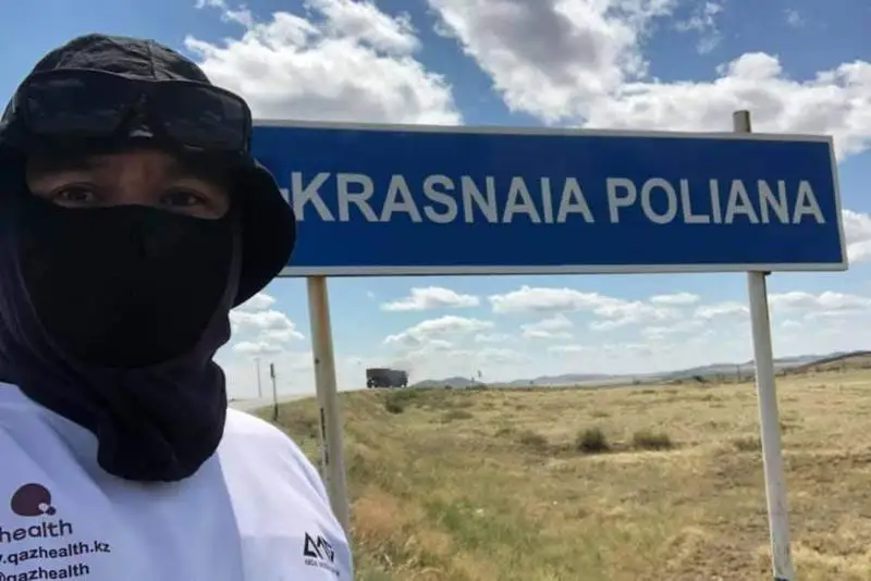 Карагандинец отправился в пеший поход до сакрального Улытау