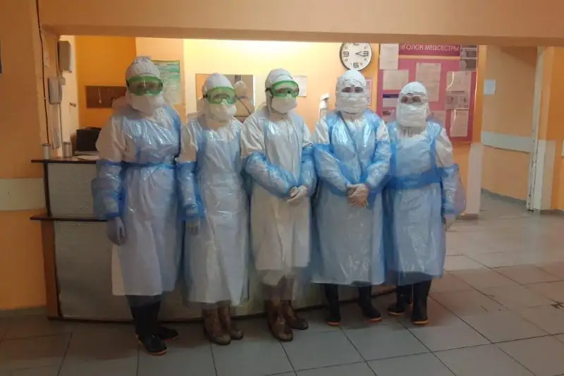 Как работают медики в «красной зоне» инфекционных отделений Алматы